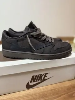 Travis Scott × Nike Air Jordan 1 Low