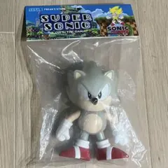 FREAK'S STORE 別注 SOFVIPS スーパーソニック　蓄光 ソフビ