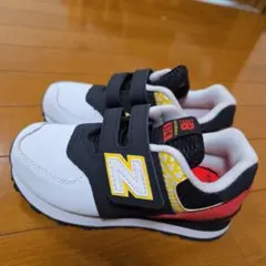 【希少】ニューバランス × DISNEY ミッキーマウス 　17.5cm