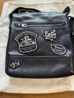 【極美品】バリー ショルダーバッグ ワッペン レザー トレスポ 黒 お値下げ