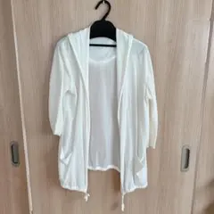 COMME CA ISM フード付きジャケット　薄手　ホワイト　透け感