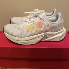 FuelCell Propel v5 New Balance ランニングシューズ