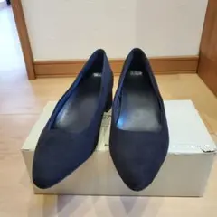 黒 スエード ポインテッドトゥ パンプス　22.5cm