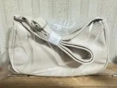 ホワイト レザー ショルダーバッグ 未使用
