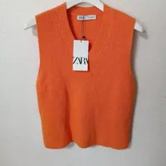 タグ付き　ZARA オレンジ ニットベスト Lサイズ