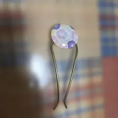 花柄の金属製かんざし