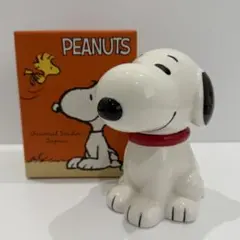 スヌーピー　キャンディーポット　キャニスター　陶器小物入れ　置物