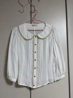 フラットカラーラメレースブラウス　Innocent World