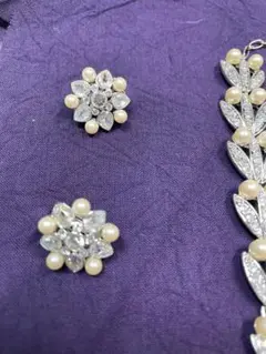 ビンテージ風パール装飾ネックレス