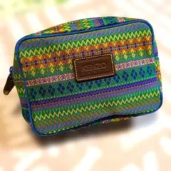 KENZO 幾何学模様マルチカラーの可愛い ポーチ。