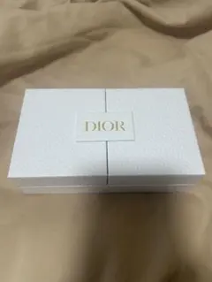 Dior J'adore Les Adorables ギフトボックス - メルカリ