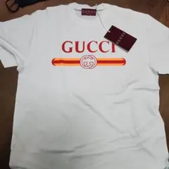 D*n様 期間限定売り切りセールGUCCI ホワイト ロゴ Tシャツのサムネイル