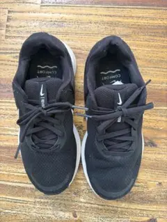 ナイキNIKE Revolution 7 キッズ23.0cm黒‼︎のサムネイル