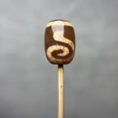 あずきちゃん様専用瑪瑙　龍紋金銭鈎天珠　11-231