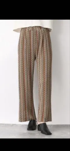 ジーナシス　パンツ