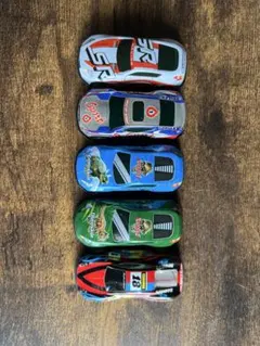 ほぼ新品 金属製 プルバックカー 回力車 ミニカー 5台まとめ売り