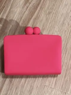 ピンクのがま口コインケース