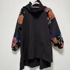 花柄刺繍 長袖チュニック ブラックのサムネイル