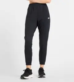 New Balance 黒 ジャージパンツ