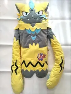 ポケモンセンター　ゼラオラ　ぬいぐるみ　Hug you