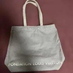 FONDATION LOUIS VUITTON トートバッグのサムネイル