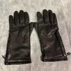 Tory Burch トリーバーチ　手袋 Tory Burch(トリーバーチ) 手袋(レディース) - 海外通販のBUYMA