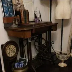 アメリカ製ヴィンテージ木製製図台 1960年代 店舗ディスプレイに最適 アメリカ製ヴィンテージ木製製図台 1960年代 店舗ディスプレイに最適