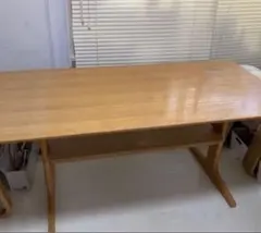 無印良品　リビングでもダイニングでもつかえるテーブル・オーク材