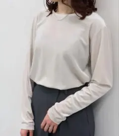 AMERICAN HOLIC ベロア　長袖カットソー　アイボリー