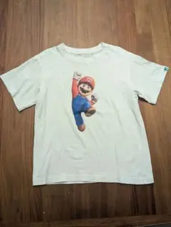 ユニクロ　UT マリオ 130cm