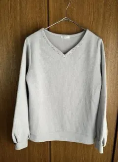 GLACIER グレー Vネック ビジュー付き 長袖トップス Mサイズ