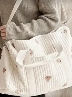 【新品】キルティングマザーズバッグ　くまさん　大容量　ショルダーバッグ　ボストン