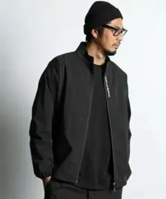 美品 14,300円 セットアップ ナイロンブルゾン ライトアウター