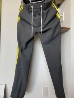 ディーゼルのサイドラインスラックス