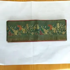 緑と赤の蝶と花の半幅帯