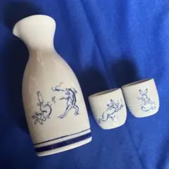 波佐見焼 一真窯 片口酒器とお猪口のセット 波模様 青と白 | Mercari