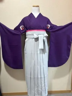 卒業式袴3点セット　紫色 着物　袴 花柄刺繍 ピンク帯　大学生　小学生