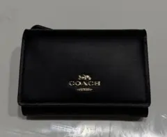 COACH コーチ　三つ折り財布　シグネチャー　ブラック　黒色　ミニウォレット