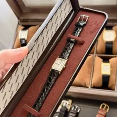 ヴィンテージ CITIZEN 2200 ローマン文字盤 タンク 1980年代 ヴィンテージ CITIZEN 2200 ローマン文字盤 タンク 1980年代 - メルカリ