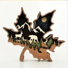 ★ メープルの中の動物たち 夜空 ★ 置物 　アート　鹿　熊　狼　森　自然　新品