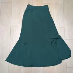 Honeys　ダークグリーン フレアスカート 裏地付き