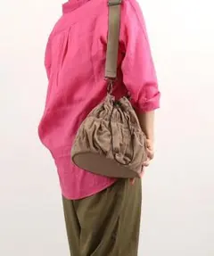 ★COOCO★ショルダーバッグ★巾着★グレージュ★クーコ★自宅保管のみのサムネイル