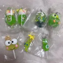 めじるしアクセサリー　ガチャガチャ　カプセルトイ　グリーン、緑系