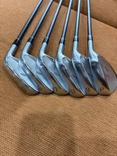 フォーティーン