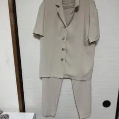 グレイル　セットアップベージュM