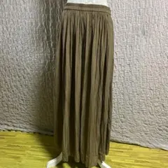 UNIQLO ワイドパンツ スカーチョ　プリーツ　ベージュ