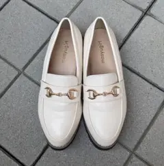 アイボリー ローファー 厚底 ゴールドチェーン