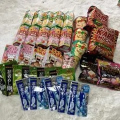 お菓子　まとめ売り　詰め合わせ　アミューズメント景品　32点