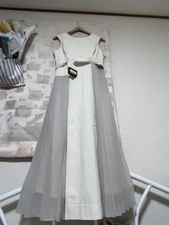 極美品✨アニュアンス ランダムプリーツケープワンピース アイボリー