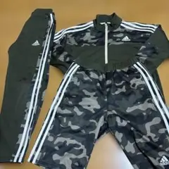 adidas カモフラ柄 トラックジャケット パンツ セットアップのサムネイル